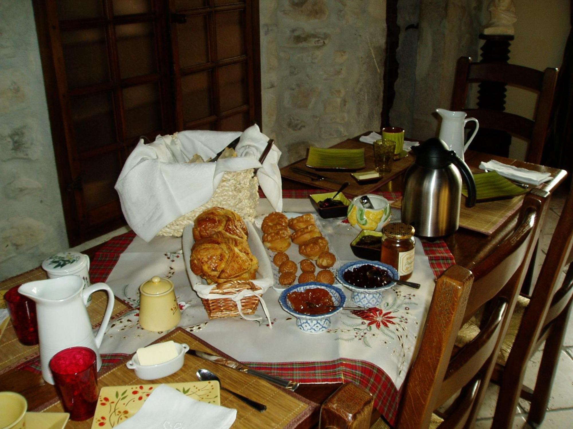 La Maison D'Euterpe Sainte-Marie-dʼAlloix Buitenkant foto